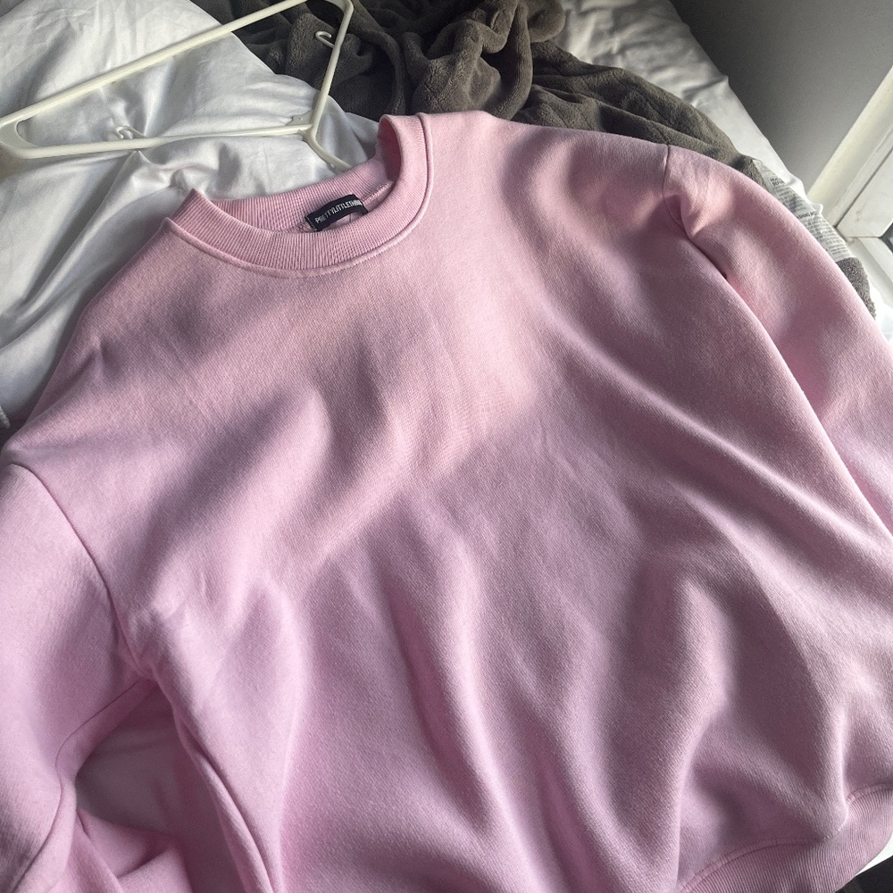 PrettyLittleThing Pink Oversized Crewneck